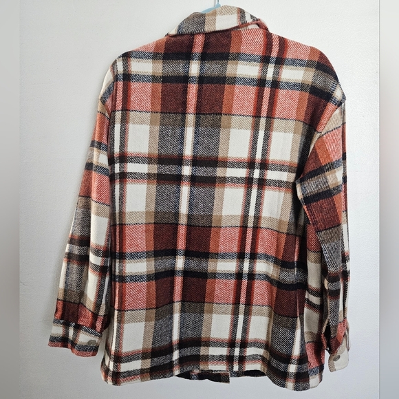 Staccato Plaid Shacket Shirt Jacket Oversized Button Front Small NWOT - Picture 2 of 5